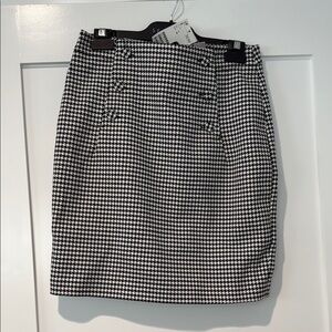 Stylish Black and White Skirt